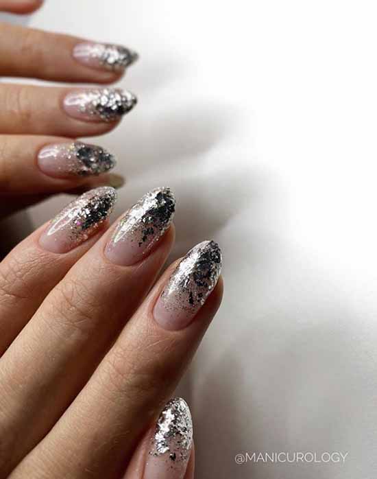 Glitter nail design: new manicure in the photo