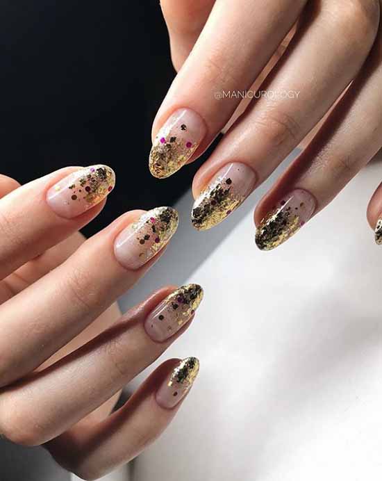 Glitter nail design: new manicure in the photo