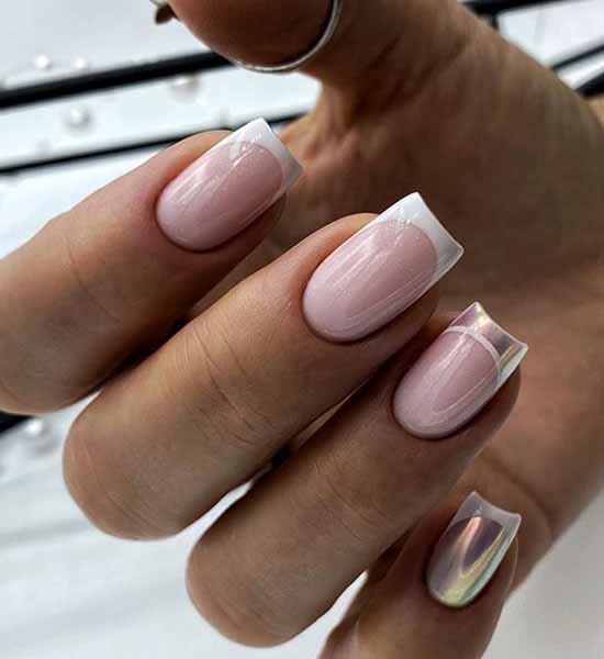 Conception d'ongles scintillants: nouvelle manucure sur la photo