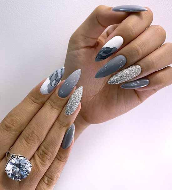 Foil nail design: photo, fashionable manicure novelties