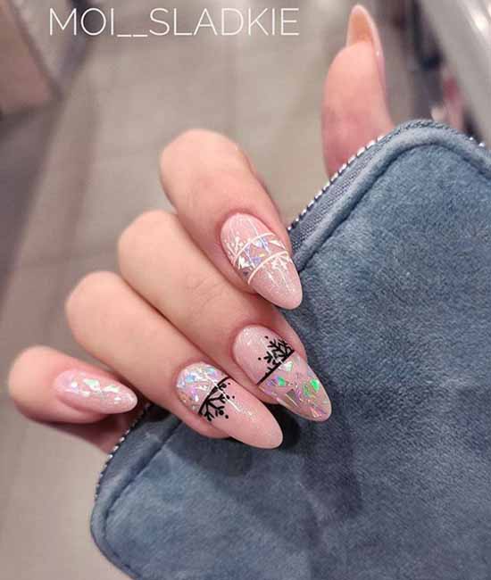 Foil nail design: photo, fashionable manicure novelties