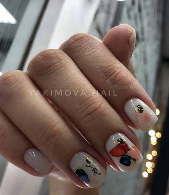 Foil nail design: photo, fashionable manicure novelties