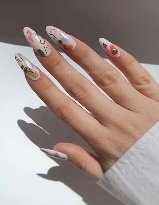 Conception d'ongles en feuille: photo, nouveautés de manucure à la mode