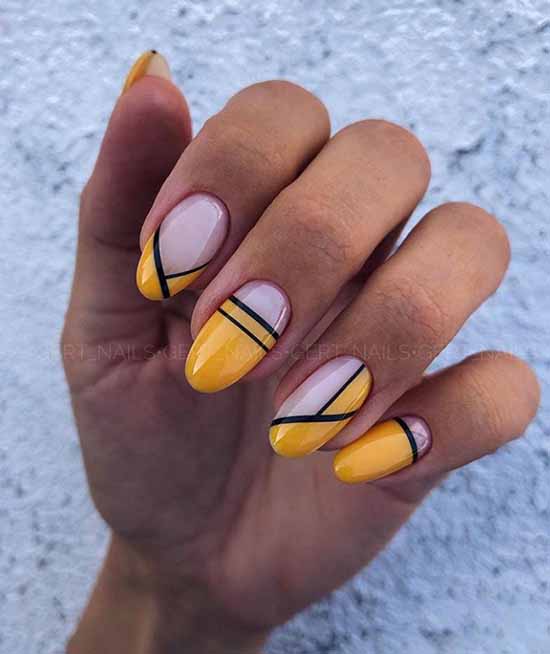 French manicure with a pattern: French novelties 2021