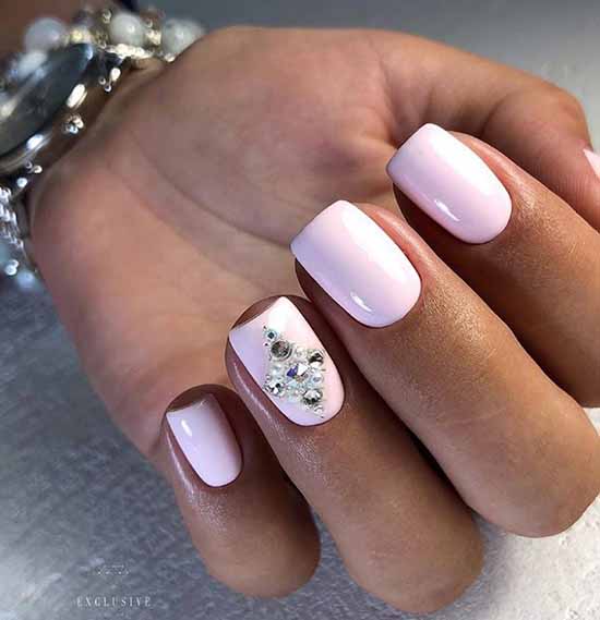 Light pink dressy nail design