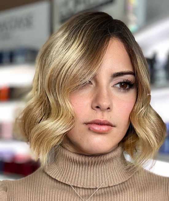 Fashionable haircuts for shoulder-length hair 2021: photos, trends