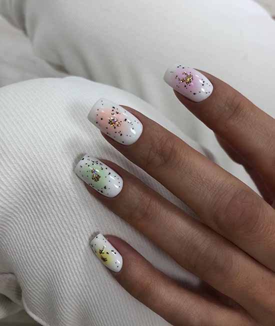 White nails with designs: new items, manicure ideas in the photo