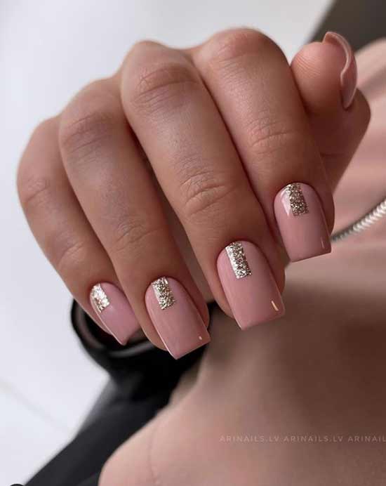 Homemade glitter strips on your nails