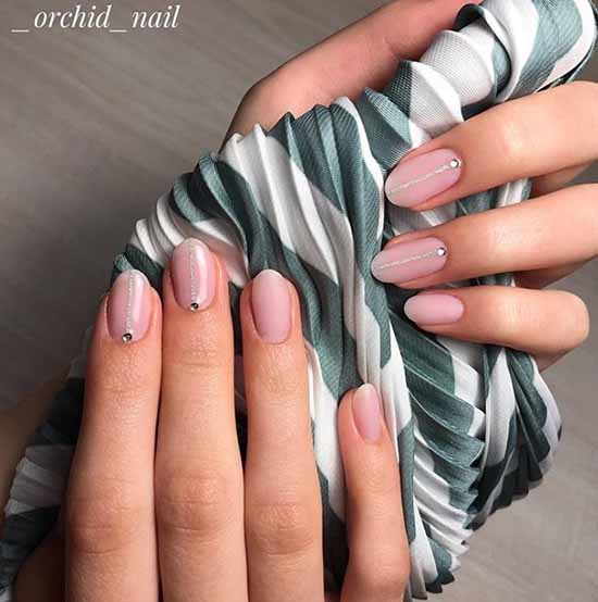 Nude manicure with sparkles: 100 design ideas in new photos