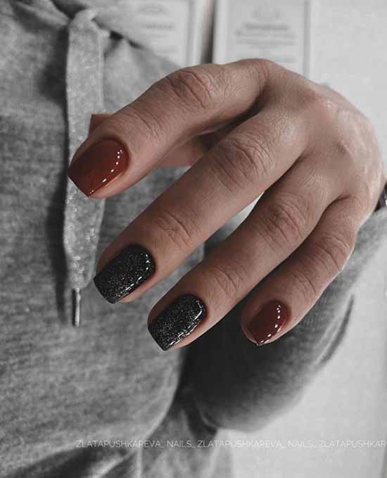 Black and burgundy glitter manicure