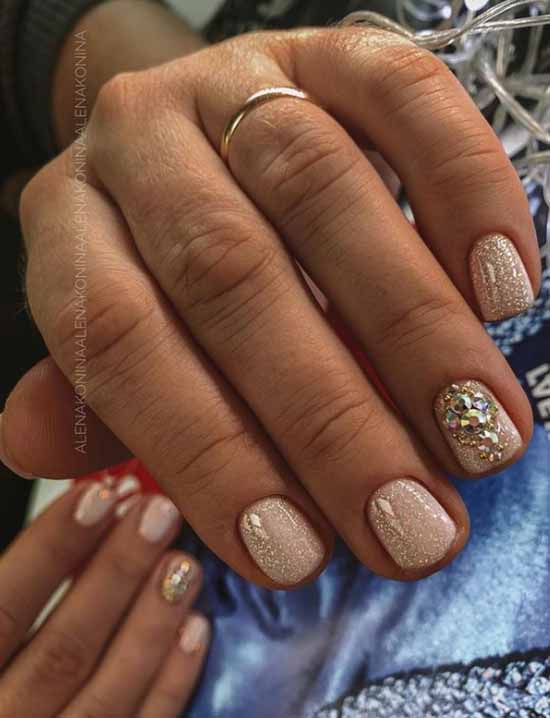 Manicure with rhinestones and sequins fashion winter