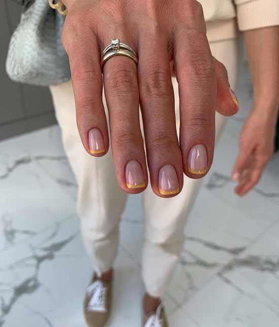 French thin line manicure