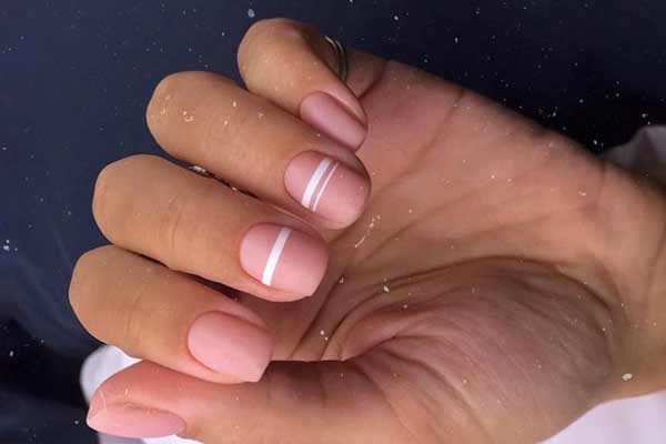 Stylish manicure short nails