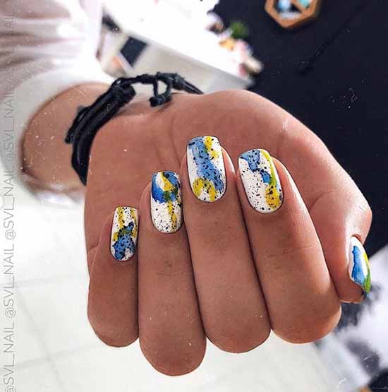 Stylish manicure for short nails: +100 new products on the photo