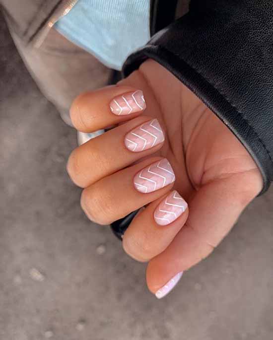 Manucure stylée pour ongles courts : +100 nouveautés sur la photo