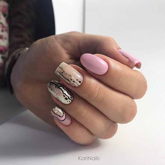 Beige glitter manicure: graceful nail design ideas