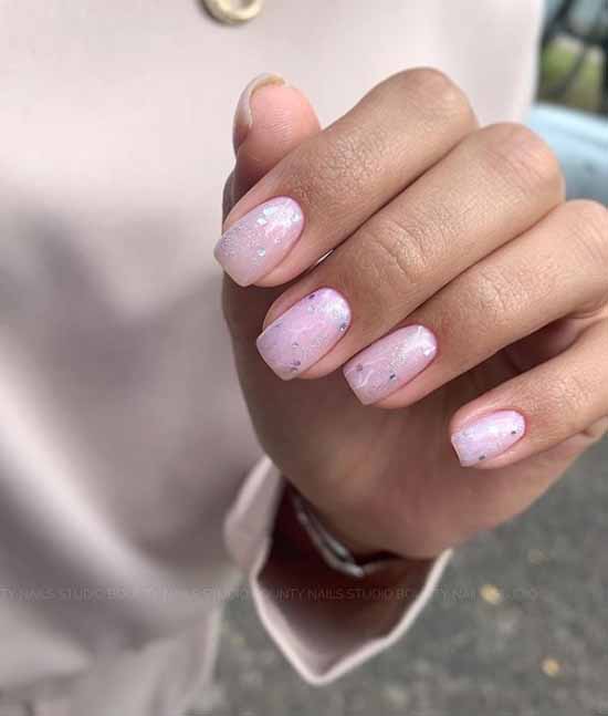 Beige glitter manicure: graceful nail design ideas