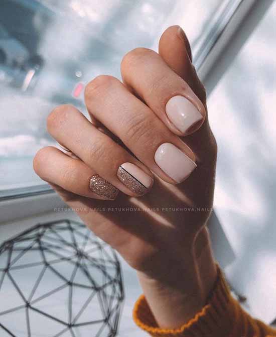 Beige glitter manicure: graceful nail design ideas