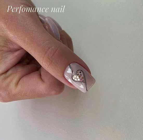 Beige glitter manicure: graceful nail design ideas