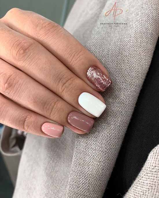 Beige glitter manicure: graceful nail design ideas