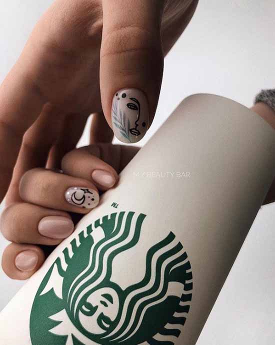 Beige glitter manicure: graceful nail design ideas