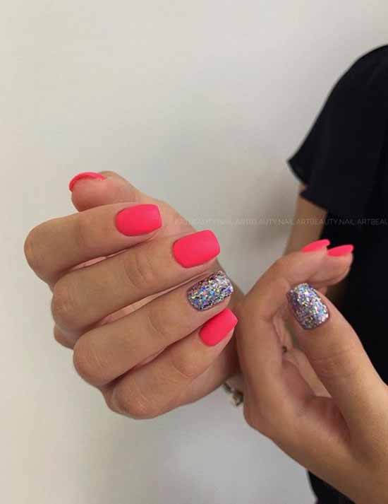 Manicure with a design on one nail: new items in the photo