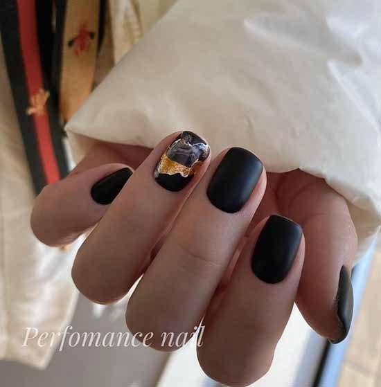 Manicure with a design on one nail: new items in the photo