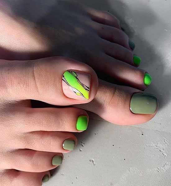 Neon pedicure photo