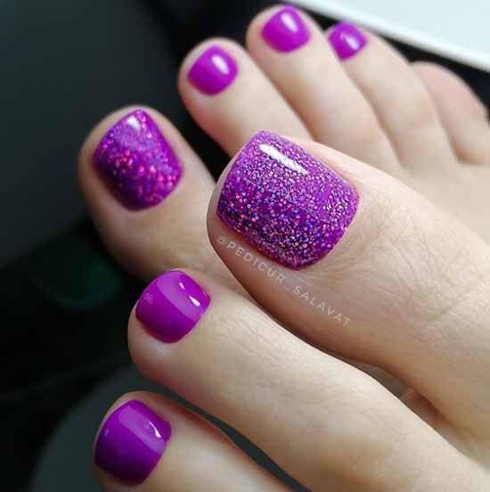 Pedicure 2021: colors, designs, stylish new items in the photo