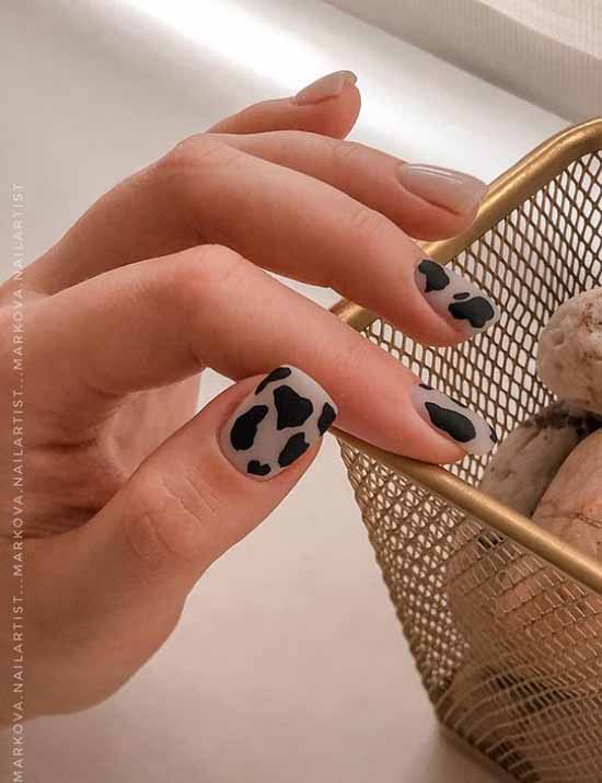 Manucure nude d'hiver 2021: photos des meilleurs designs d'ongles