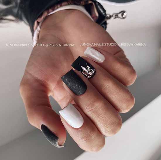 White glitter manicure: beautiful design in the photo, review