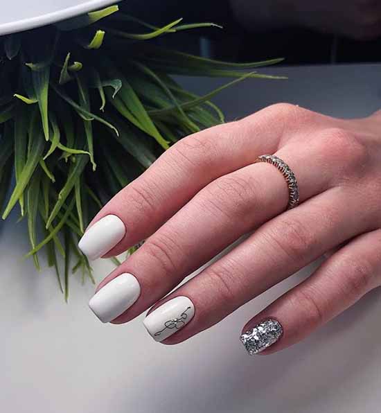 White glitter manicure: beautiful design in the photo, review