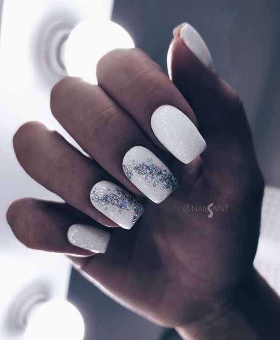 White glitter manicure: beautiful design in the photo, review