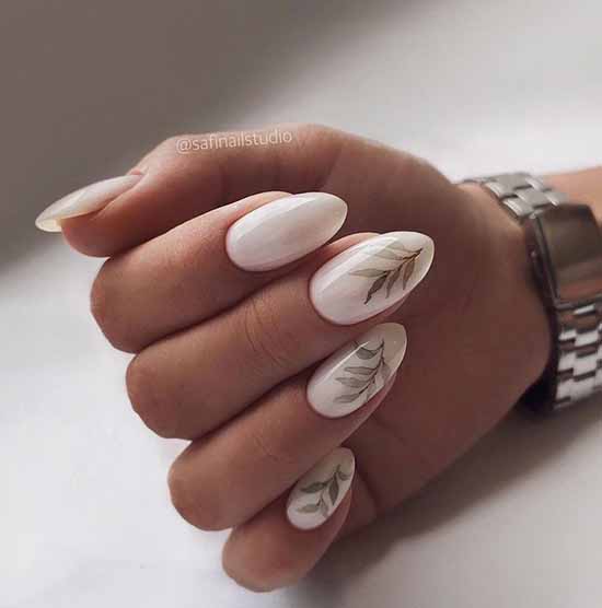 Elegant manicure 2021: photo, delicate nail design