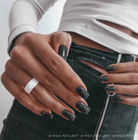 Elegant manicure 2021: photo, delicate nail design