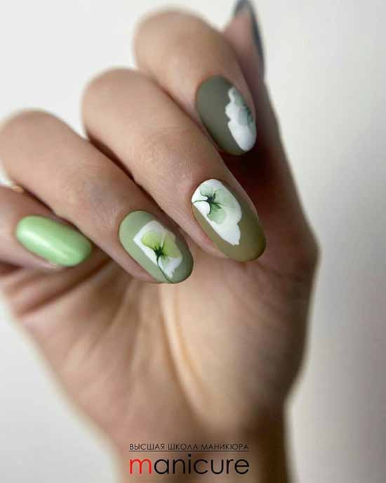 Khaki matte manicure