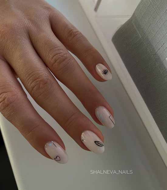 Manicure with a heart for Valentine's Day: photo 2021, design