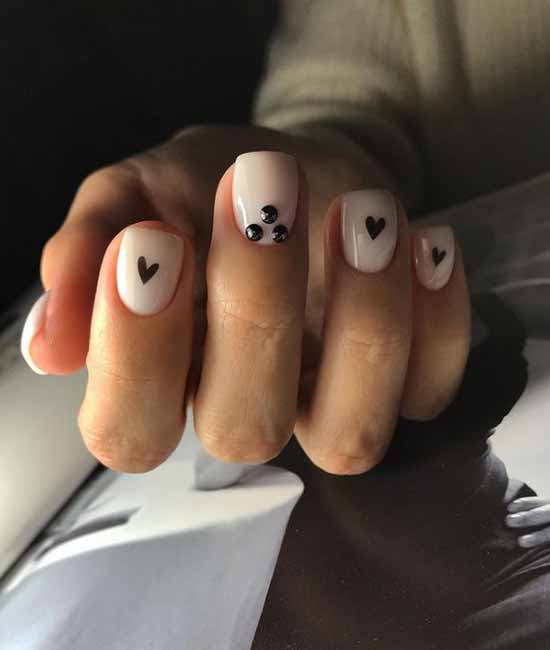 Manicure with a heart for Valentine's Day: photo 2021, design