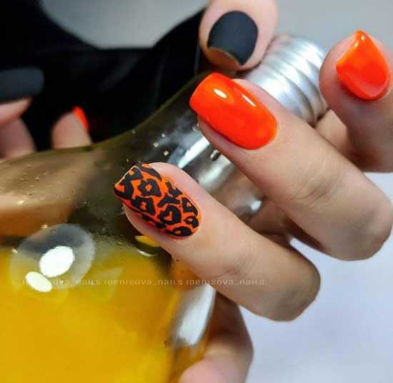 Black and orange manicure