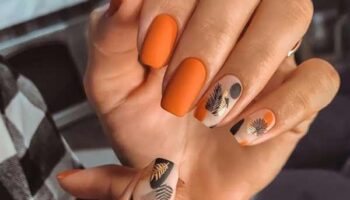 Photo examples of orange manicure