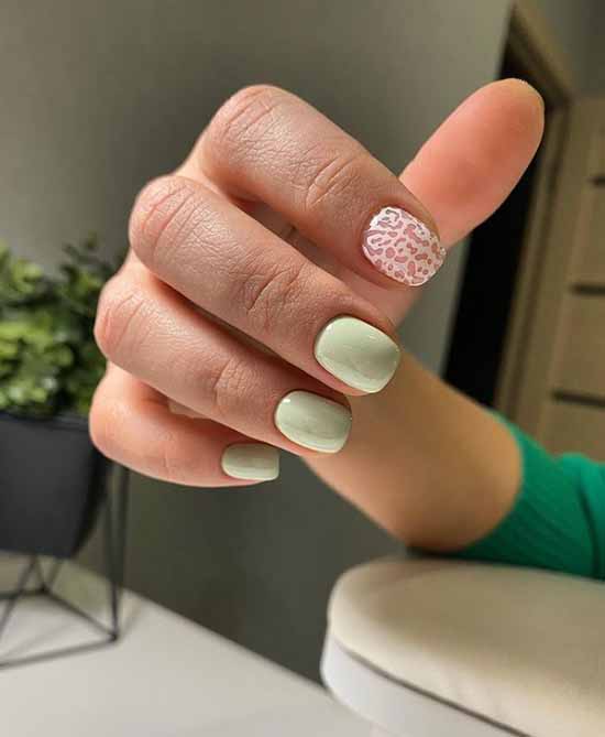 Light green manicure