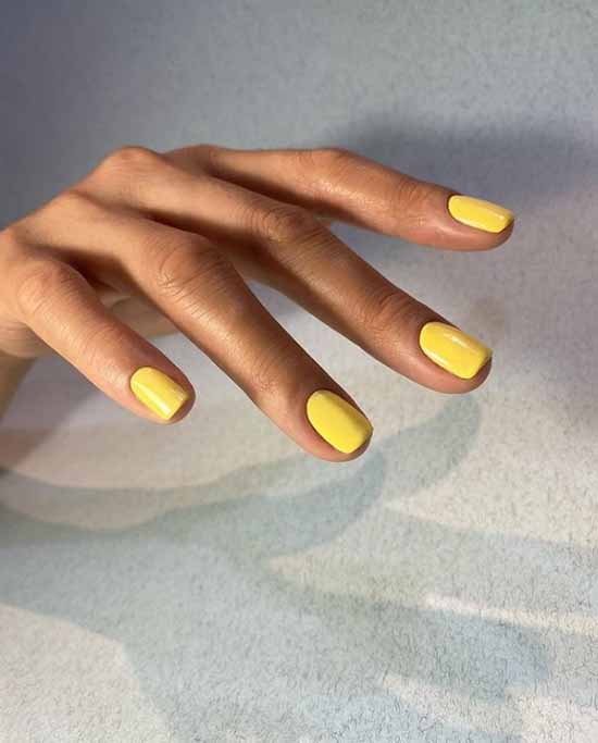 Yellow manicure 2021: photo with the most fashionable design