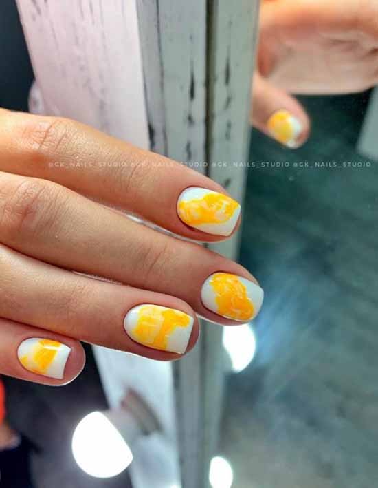 Yellow manicure 2021: photo with the most fashionable design