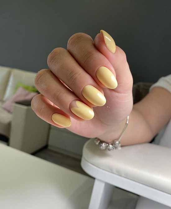 Yellow manicure 2021: photo with the most fashionable design