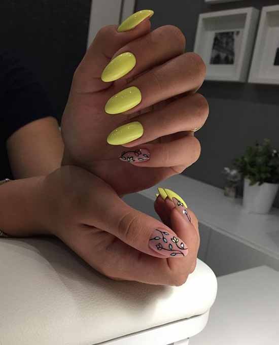 Yellow manicure 2021: photo with the most fashionable design