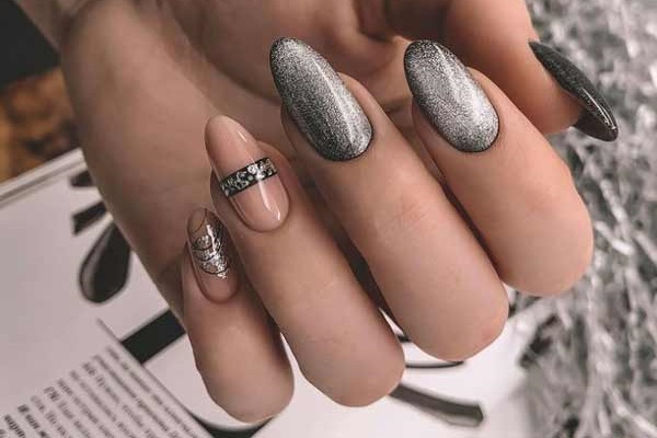 Manicure cat eye design