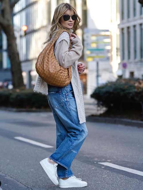 Look with wide jeans