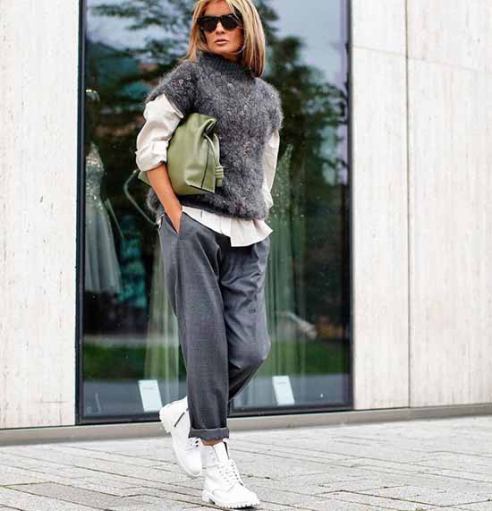 Wide leg pants 2021: what to wear, photos, ideas for looks