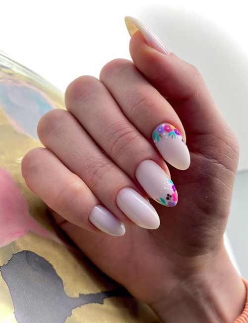 Manicure with flowers