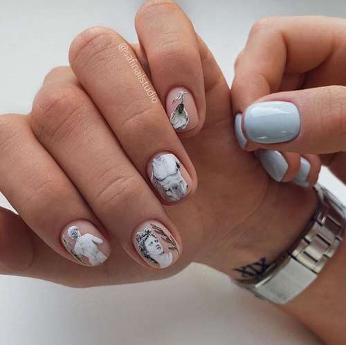 Blue Manicure 2021: Tendances des dessins d'ongles dans les tons bleus